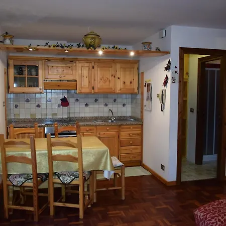 Arnica Apartment