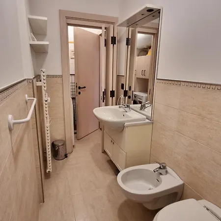 Arnica Apartment *